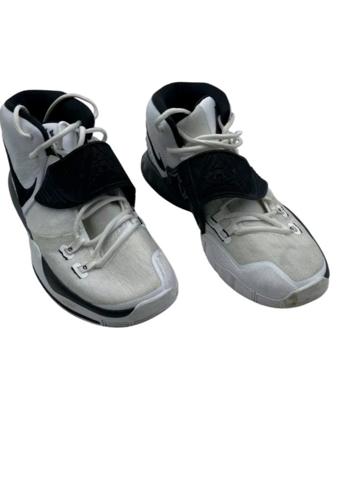 Nike Men's Black and White Sneakers 11B